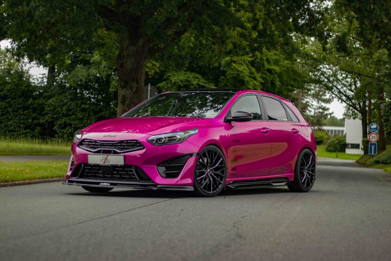Kia Ceed GT “Pink Lady”: Compact tuning sensation on wheels