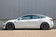 Przedłużacz przyjemności z jazdy: Tesla Model 3 z zawieszeniem gwintowanym H&R!