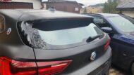 Ausprobiert: BMW X2 (F39) mit Solarplexius Autosonnenschutz!