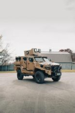 Atlas APC 2024: camion militare basato sul pick-up Ford F-550!