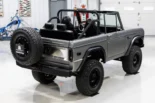 Classic Ford Bronco with V8 in new condition: a restomod dream!