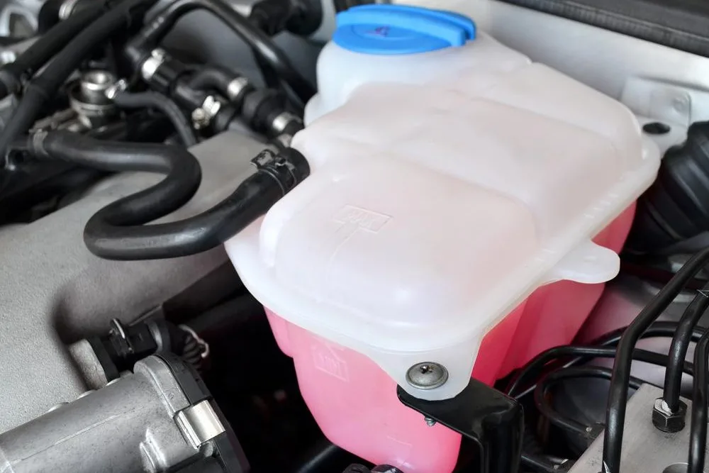 What is the purpose of an expansion tank in a car?