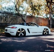 Porsche 718 Boxster with Airride chassis and racing look!