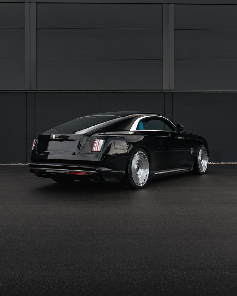 Luxus auf Rädern: elektrischer Rolls-Royce Spectre von Spofec!