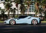 Ruote stradali Ferrari SF90 Stradale nell'esclusivo Blu Golfo!
