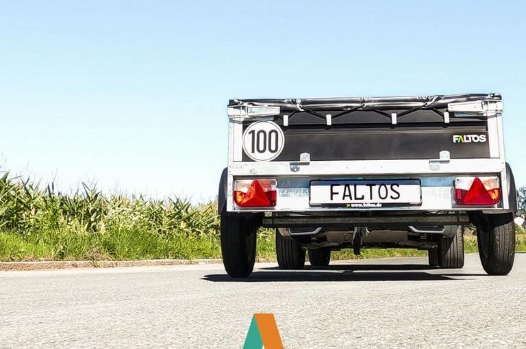 Revolution in trailer construction: foldable Faltos trailer for cars!