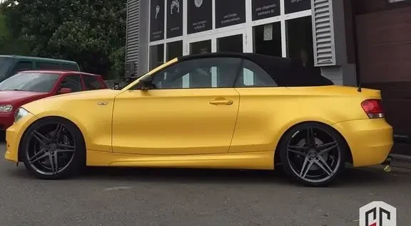 Does BMW currently still make a 1 Series convertible? We know it!