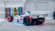 فريدة من نوعها: مجموعة هيكل Liberty Walk في سيارة السباق Formula E Gen3!