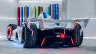 Unico: kit carrozzeria Liberty Walk sull'auto da corsa Formula E Gen3!